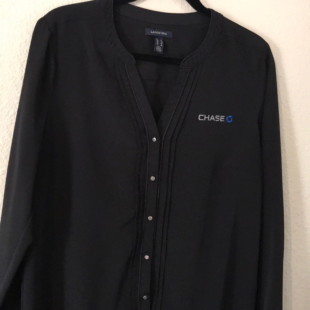 Chase apparel lands end button up blouse 12